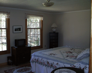 masterbedweb.gif (46789 bytes)